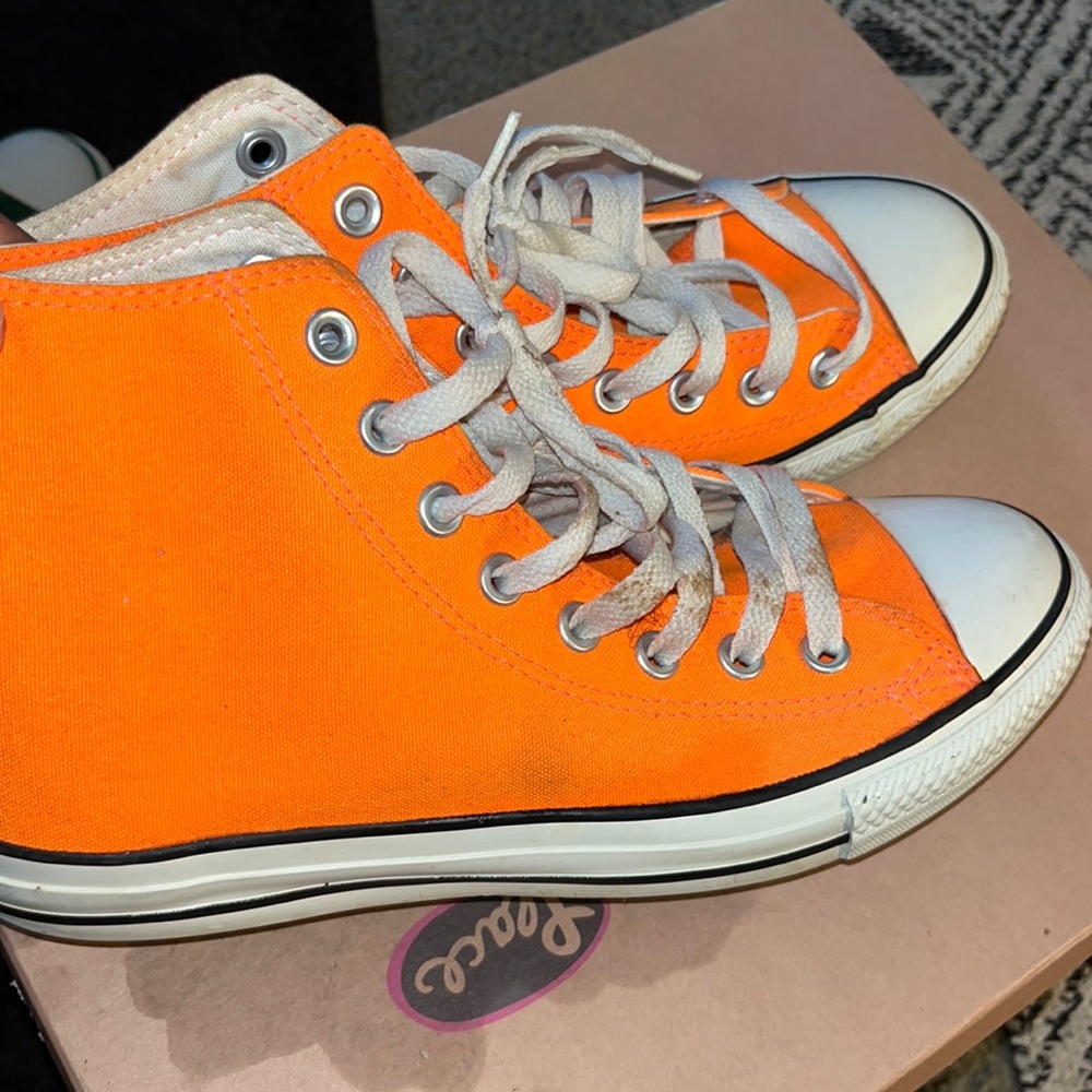 Orange converse